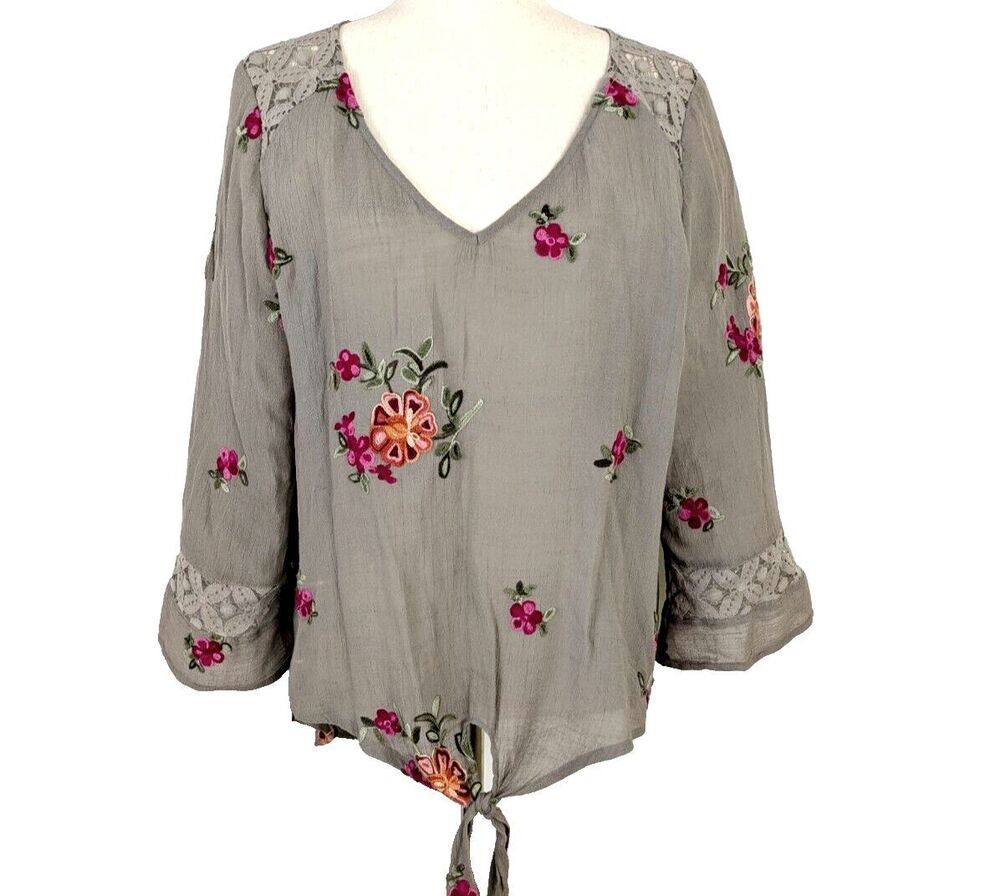 Fig & Flower Womens LG Gray Embroidered Tunic Top Tie Waist Lace Back